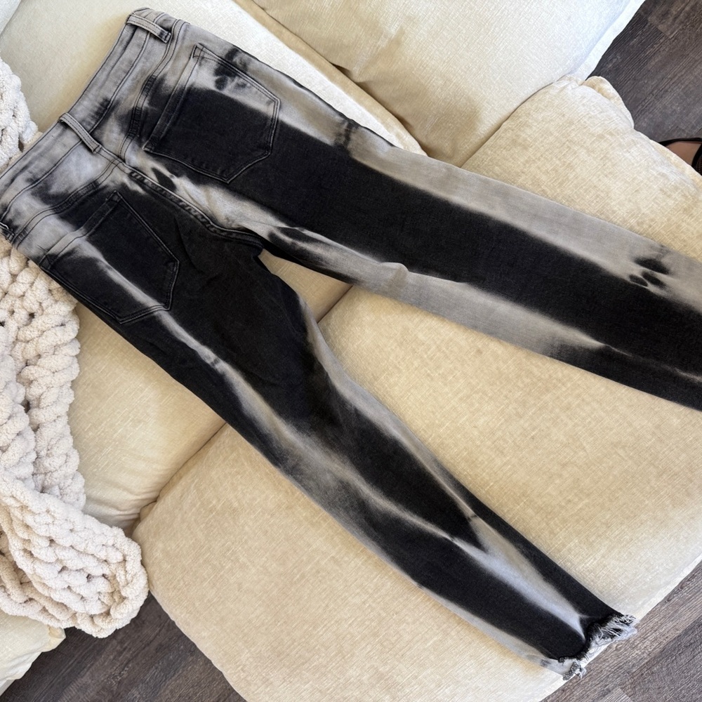 VERVET Black and Gray Tie-Dye Skinny Jeans - Picture 8 of 8